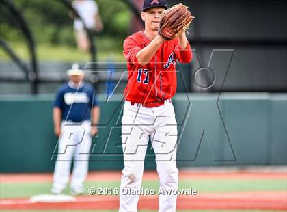 Thumbnail 2 in Atascocita vs. Dallas Jesuit (UIL 6A Regional Final) photogallery.