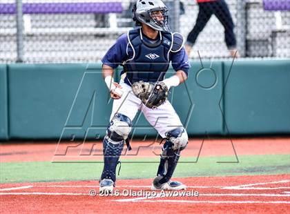 Thumbnail 2 in Atascocita vs. Dallas Jesuit (UIL 6A Regional Final) photogallery.