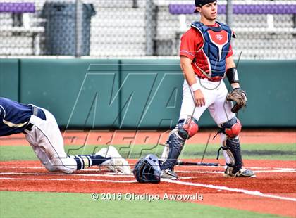 Thumbnail 3 in Atascocita vs. Dallas Jesuit (UIL 6A Regional Final) photogallery.