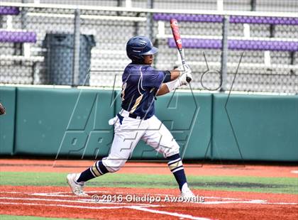 Thumbnail 3 in Atascocita vs. Dallas Jesuit (UIL 6A Regional Final) photogallery.