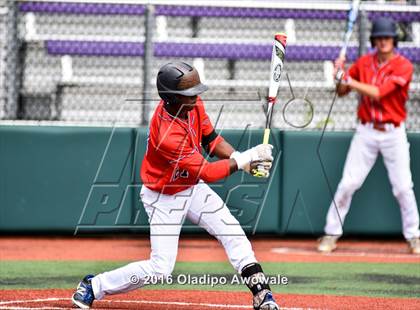 Thumbnail 1 in Atascocita vs. Dallas Jesuit (UIL 6A Regional Final) photogallery.