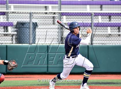 Thumbnail 3 in Atascocita vs. Dallas Jesuit (UIL 6A Regional Final) photogallery.