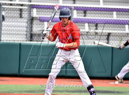 Thumbnail 2 in Atascocita vs. Dallas Jesuit (UIL 6A Regional Final) photogallery.