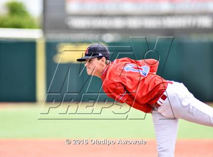 Thumbnail 3 in Atascocita vs. Dallas Jesuit (UIL 6A Regional Final) photogallery.