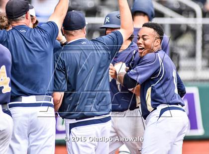 Thumbnail 1 in Atascocita vs. Dallas Jesuit (UIL 6A Regional Final) photogallery.