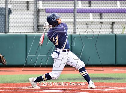Thumbnail 2 in Atascocita vs. Dallas Jesuit (UIL 6A Regional Final) photogallery.