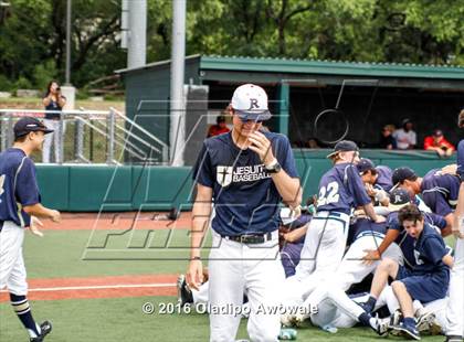 Thumbnail 2 in Atascocita vs. Dallas Jesuit (UIL 6A Regional Final) photogallery.