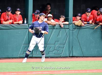 Thumbnail 2 in Atascocita vs. Dallas Jesuit (UIL 6A Regional Final) photogallery.