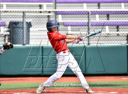 Thumbnail 2 in Atascocita vs. Dallas Jesuit (UIL 6A Regional Final) photogallery.