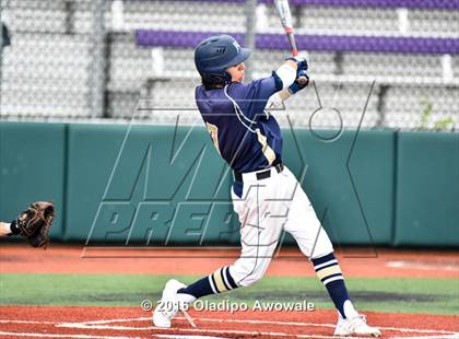 Thumbnail 3 in Atascocita vs. Dallas Jesuit (UIL 6A Regional Final) photogallery.