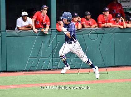 Thumbnail 2 in Atascocita vs. Dallas Jesuit (UIL 6A Regional Final) photogallery.
