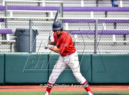 Thumbnail 2 in Atascocita vs. Dallas Jesuit (UIL 6A Regional Final) photogallery.