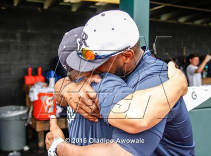 Thumbnail 2 in Atascocita vs. Dallas Jesuit (UIL 6A Regional Final) photogallery.