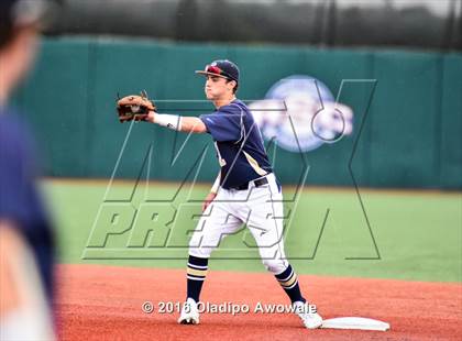 Thumbnail 2 in Atascocita vs. Dallas Jesuit (UIL 6A Regional Final) photogallery.