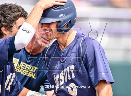 Thumbnail 1 in Atascocita vs. Dallas Jesuit (UIL 6A Regional Final) photogallery.