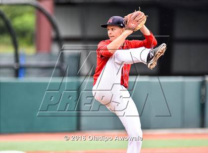 Thumbnail 2 in Atascocita vs. Dallas Jesuit (UIL 6A Regional Final) photogallery.