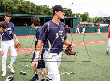 Thumbnail 2 in Atascocita vs. Dallas Jesuit (UIL 6A Regional Final) photogallery.