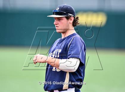 Thumbnail 1 in Atascocita vs. Dallas Jesuit (UIL 6A Regional Final) photogallery.