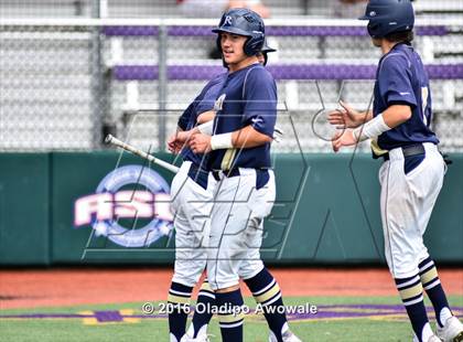 Thumbnail 3 in Atascocita vs. Dallas Jesuit (UIL 6A Regional Final) photogallery.