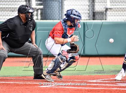 Thumbnail 3 in Atascocita vs. Dallas Jesuit (UIL 6A Regional Final) photogallery.