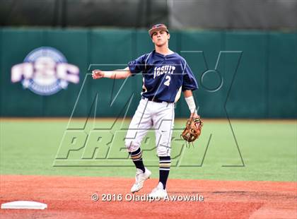 Thumbnail 3 in Atascocita vs. Dallas Jesuit (UIL 6A Regional Final) photogallery.
