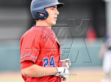 Thumbnail 1 in Atascocita vs. Dallas Jesuit (UIL 6A Regional Final) photogallery.
