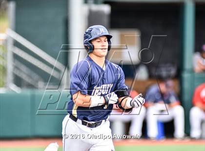 Thumbnail 3 in Atascocita vs. Dallas Jesuit (UIL 6A Regional Final) photogallery.