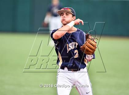 Thumbnail 2 in Atascocita vs. Dallas Jesuit (UIL 6A Regional Final) photogallery.