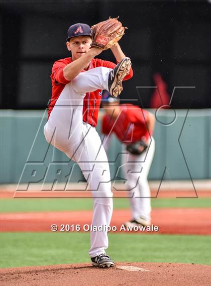 Thumbnail 3 in Atascocita vs. Dallas Jesuit (UIL 6A Regional Final) photogallery.
