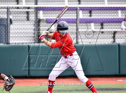 Thumbnail 2 in Atascocita vs. Dallas Jesuit (UIL 6A Regional Final) photogallery.