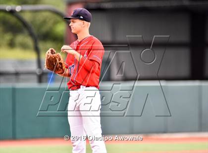 Thumbnail 2 in Atascocita vs. Dallas Jesuit (UIL 6A Regional Final) photogallery.
