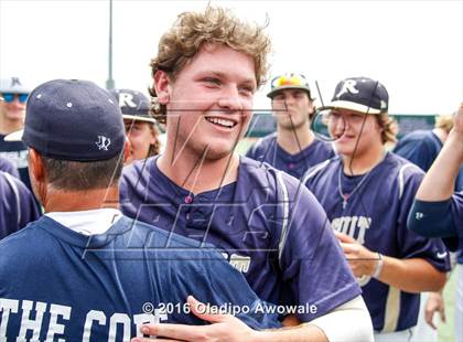 Thumbnail 2 in Atascocita vs. Dallas Jesuit (UIL 6A Regional Final) photogallery.