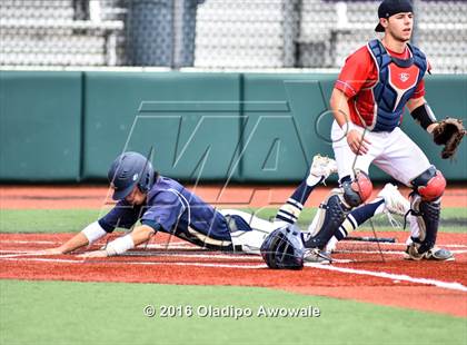 Thumbnail 1 in Atascocita vs. Dallas Jesuit (UIL 6A Regional Final) photogallery.