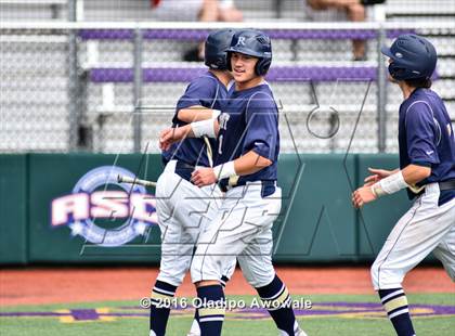 Thumbnail 2 in Atascocita vs. Dallas Jesuit (UIL 6A Regional Final) photogallery.