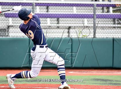 Thumbnail 2 in Atascocita vs. Dallas Jesuit (UIL 6A Regional Final) photogallery.