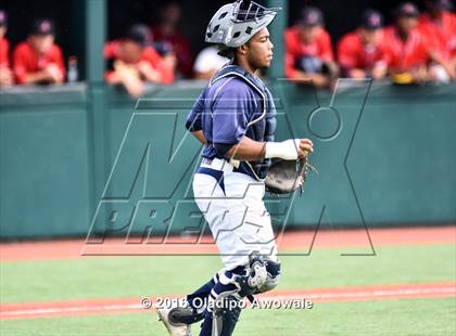 Thumbnail 2 in Atascocita vs. Dallas Jesuit (UIL 6A Regional Final) photogallery.