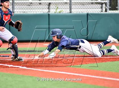 Thumbnail 1 in Atascocita vs. Dallas Jesuit (UIL 6A Regional Final) photogallery.