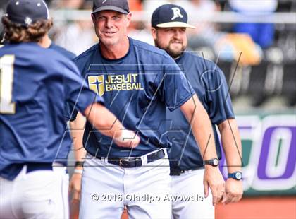 Thumbnail 2 in Atascocita vs. Dallas Jesuit (UIL 6A Regional Final) photogallery.