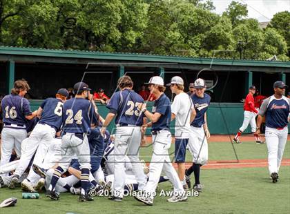 Thumbnail 2 in Atascocita vs. Dallas Jesuit (UIL 6A Regional Final) photogallery.