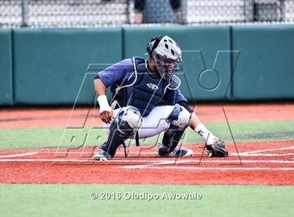 Thumbnail 1 in Atascocita vs. Dallas Jesuit (UIL 6A Regional Final) photogallery.