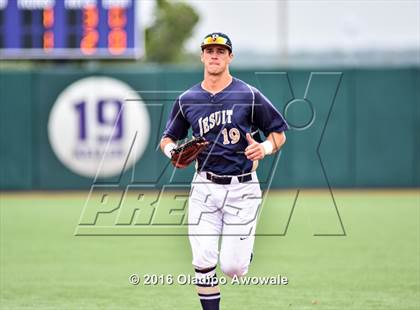Thumbnail 3 in Atascocita vs. Dallas Jesuit (UIL 6A Regional Final) photogallery.