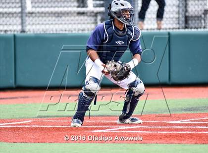 Thumbnail 1 in Atascocita vs. Dallas Jesuit (UIL 6A Regional Final) photogallery.