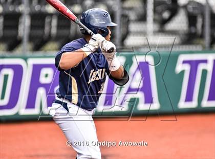 Thumbnail 2 in Atascocita vs. Dallas Jesuit (UIL 6A Regional Final) photogallery.