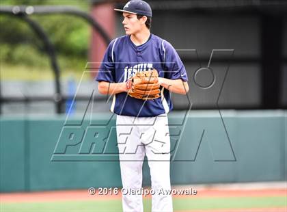 Thumbnail 2 in Atascocita vs. Dallas Jesuit (UIL 6A Regional Final) photogallery.