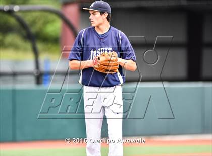 Thumbnail 3 in Atascocita vs. Dallas Jesuit (UIL 6A Regional Final) photogallery.