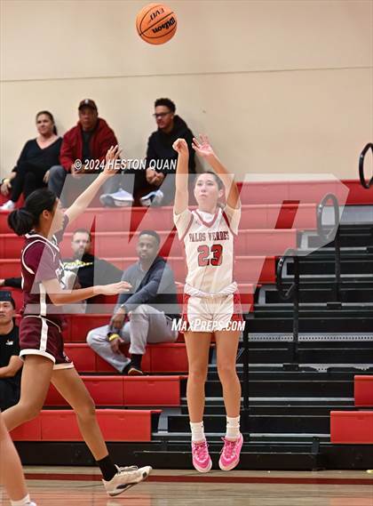 Thumbnail 1 in Notre Dame Academy vs. Palos Verdes (Battle at the Beach) photogallery.