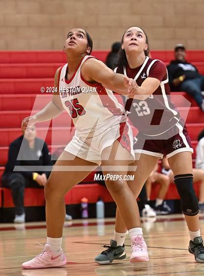 Thumbnail 1 in Notre Dame Academy vs. Palos Verdes (Battle at the Beach) photogallery.