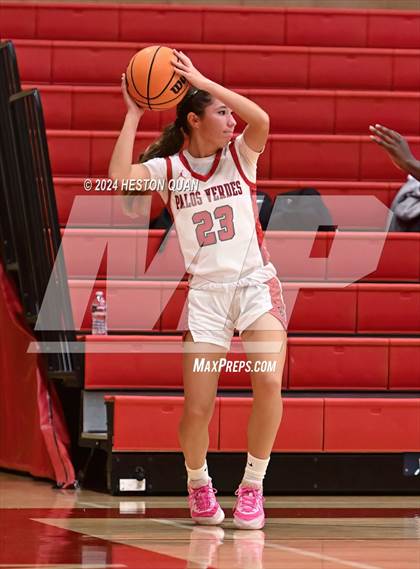 Thumbnail 2 in Notre Dame Academy vs. Palos Verdes (Battle at the Beach) photogallery.