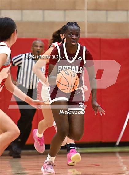 Thumbnail 2 in Notre Dame Academy vs. Palos Verdes (Battle at the Beach) photogallery.