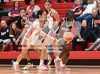 Thumbnail 2 in Notre Dame Academy vs. Palos Verdes (Battle at the Beach) photogallery.